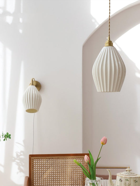 Elegant Lampshade Pendant