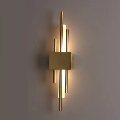 The Avenue New York Sleek Wall Lamp