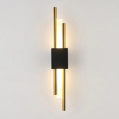 The Avenue New York Sleek Wall Lamp