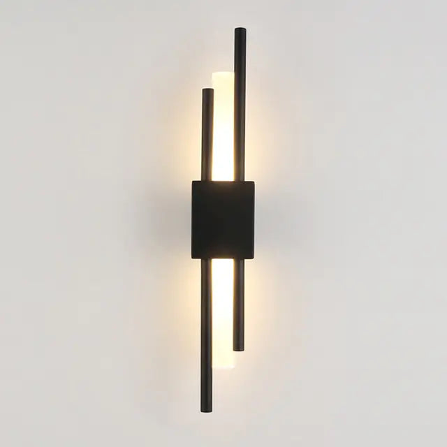 The Avenue New York Sleek Wall Lamp