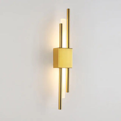 The Avenue New York Sleek Wall Lamp
